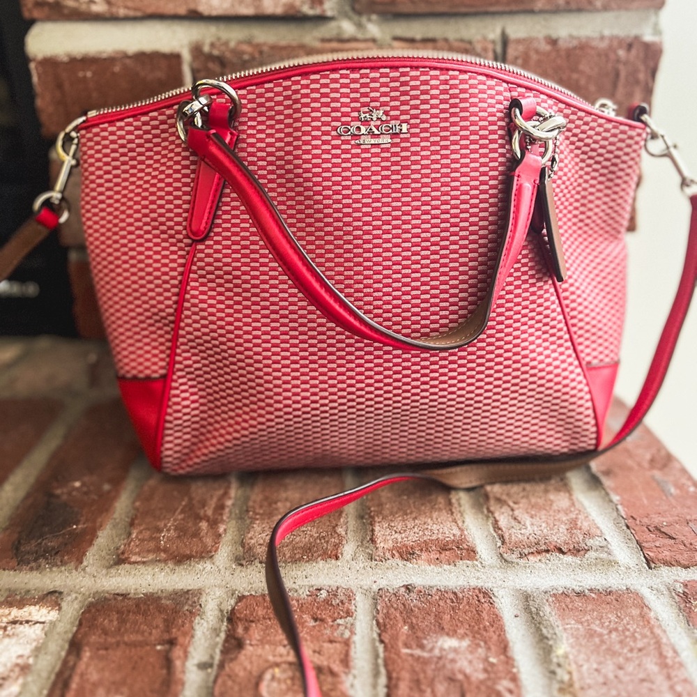 Coach shoulder bag